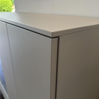 Loddenkemper - Highboard Minos Holz Furnier Mit Glaseinsatz Kristallgrau Grau Füße Schwarz Balken In Absetzung Rechts - 2