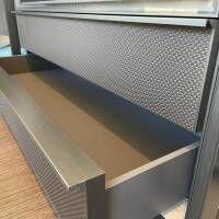 Molteni & C - Ankleide Gliss Master Korpus Böden Rückwand aus Zirbelkiefer Silber mit Beleuchtung - 12