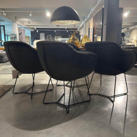 Contur - 4er Set Armlehnenstuhl Sevano Leder Miura 51 Anthrazit Gestell Metall Schwarz Pulverbeschichtet - 6