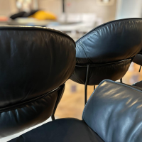 Freifrau - 6er Set Armlehnstühle Marie Leder Adora Ebony 95001 Schwarz Gestell 4-Fuß Stahlgestell Schwarzchrom ME400 - 5