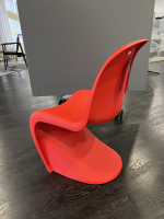 Vitra - Stuhl Panton Chair Sitzschale Polypropylen Classic Red Rot Stapelbar - 4