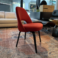 Knoll International - Saarinen Conference Chair Stoff B Velvet Tomato Rot ohne Armlehnen - 4