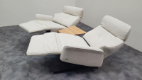 himolla - Sofa 4362 Stoff Crumble Opal Beige Füße Metallkufe Anthrazit Mit Elektr. Fuß- und Rückenverstellung, - 4