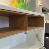 Müller Möbelwerkstätten - Sideboard S36 H3 168 Lack RAL9010 Weiß RAL7012 Basaltgrau Grau Offener Stauraum Eiche Gestell Rundrohrfuß Weiß - 4