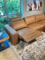 Natura - Ecksofa Balok Leder L30 Retro Cognac Braun Gestell Massivholz Füße Kunststoff Schwarz - 6
