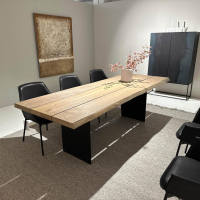 Janua - Outdoortisch SK04 Komposit Tischplatte Kastanie Gebürstet Ton Sand Gestell RAL 9005 Tiefschwarz - 7