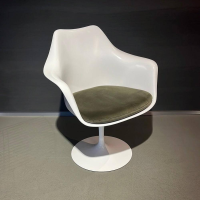Knoll International - Stoffzusammensetzung // Armlehnstuhl Saarinen Tulip Stoff Dedar Eva Mousse 168 Grün Schale Kunststoff Weiß Drehgestell Metall Weiß - 3