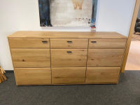 MCA Furniture - Sideboard Girona Ast-Balkeneiche Massiv Keilgezinkt - 4