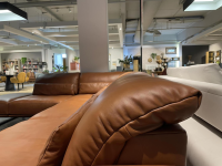 DSign - Ecksofa Dsign Corvo R Leder L155 68 Cognac Braun Kufe Anthrazit Mit Festem Hocker - 3