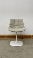 einzelstuehle-mdf-italia-flow-chair-bezug-kunstleder-york-farbe-r335-tellerfuss-112b-weiss-matt-233