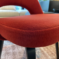 Knoll International - Saarinen Conference Chair Stoff B Velvet Tomato Rot ohne Armlehnen - 6