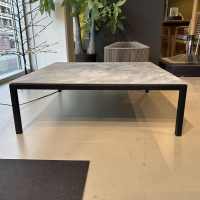 Zumsteg - Outdoor Beistelltisch Iconic Platte Keramik Lyra Gris Grau Gestell Edelstahl Schwarz Pulverbeschichtet - 3