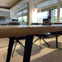 Global - Esstisch Lina Platte Wildeiche Natur Geölt Natürliche Baumkante Gestell Schwarz - 9