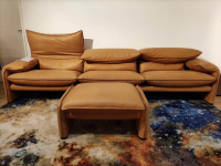 3-sitzer-sofas-cassina-sofa-maralunga-leder-zz-naturale-braun-mit-hocker-443-01-81734-3