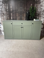 IRO - Sideboard Caseda Lack Schilfgrün Griffe Schwarz Matt - 6