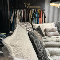 Bretz - Wohnlandschaft Matilda Stoff 61 9486 Velours Austernpilz Beige Füße Gleiter Schwarz Inklusive Kissen - 3