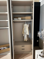 Contur - Kleiderschrank Loretto Materico Madre Perla Beige Türen Materico Nadato Naturale - 2