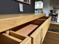 Wöstmann - Highboard Linos 3940 Europäische Wildeiche Massiv Soft Gebürstet Inklusive Beleuchtung Mit Trafo - 6