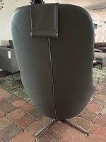 B&B Italia - Relaxsessel Harbor Laidback Leder 02 19Grau mit Hocker inkl. Kopfstütze - 3