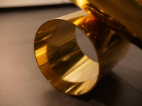tischleuchten-flos-bodenleuchte-sawaru-aluminiumzylinder-gold-glaenzend-auch-als-tischleuchte-oder-5