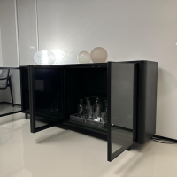 Bielefelder Werkstätten - Sideboard Allure Eiche Tiefschwarz Lackiert Innen Flaschengrün Türen Aluminium Glas - 14
