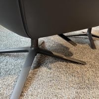 COR - Drehsessel Cordia Leder 282 Basalt Grau Schwarz Gestell F01 Schwarz Braun Kunststoffgleiter Mit Hocker - 5