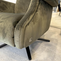 Bielefelder Werkstätten - Relaxsessel Dexter Stoff Amica Olivgrün Sternfuß Schwarz Matt mit motorischer Verstellung - 6