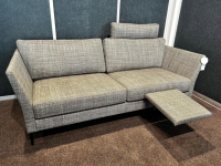 IP Design - Sofa Jon Edwards Bezug Stoff Taylor BW1771 383 Grau Sockel Schwarz Matt Lackiert - 3