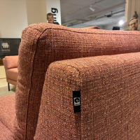 Contur - Ecksofa Enna Stoff Marinet 95 Coral Rosa Füße Metall Schwarz Inklusive Kopfstütze - 2