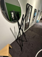 Schönbuch - Garderobenständer Sticks In Schwarz Matt - 2
