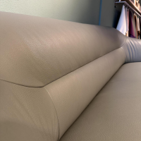3-sitzer-sofas-leolux-sofa-lindo-bezug-leder-senso-6110-olivine-graugruen-fuesse-aluminium-poliert