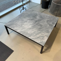 Zumsteg - Outdoor Beistelltisch Iconic Platte Keramik Lyra Gris Grau Gestell Edelstahl Schwarz Pulverbeschichtet - 7