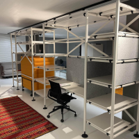 Vitra - Bürosystem Comma Shelf und Horizontal Beam Melamin Soft Light Screen Vlies Kieselgrau - 4