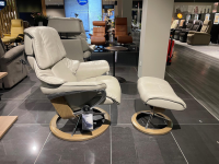 Stressless - Sessel Reno S R Leder 091 Cori Silver Cloud 25 Grau Gestell Cross Smoked Oak 13 Inklusive Hocker - 3