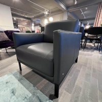 sessel-rolf-benz-sessel-leder-38-705-dunkel-granitgrau-fuss-metallspange-pulverbeschichtet-schwarz-5