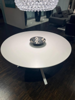 Kristalia - Esstisch Oops I Did It Again Platte Pure Laminat Weiß Gestell Weiß Lackiert - 2