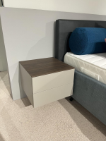 Novamobili - Nachtkommode Living 2023 Lack Visone Matt Grau Innen Perla 46 Abdeckplatte 72 Noce - 5