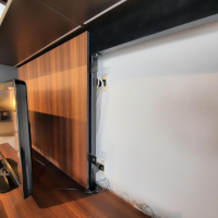 Molteni & C - Wohnwand 505 Lack Matt Mokka Braun Furnier Eukalyptus Mit Herausnehmbarer Rückwand Für Kabel und mit Beleuchtung - 7