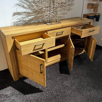 Natura - Sideboard Farmingdale Oberfläche Natur Eiche Geölt Griffe Metall Schwarz - 5