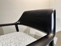 Bielefelder Werkstätten - Sessel Gatsby Stoff 12 Cooper Grau Gestell Esche Massiv Schwarz Gebeizt Inkl. Rückenkissen - 3