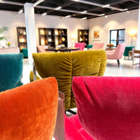 Bretz - 4er Set Esstischstuhl Cassia Stoff 64 1978 Velvet Gold Green Grün Rot Pink Füße 98 Matt Schwarz - 3