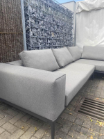 Gloster - Gartengruppe Grid Stoff Cameron Granite Grau Gestell Aluminium Meteor Schwarz Pulverbeschichtet Mit Ablage Und Couchtisch - 6