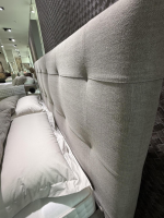 Schramm - Boxspringbett Gala 28 Stoff Clara 820 Stone Grau Kopfteil Quadro K314 120 Füße Holz 71L Eiche Wengefarben Gebeizt - 2