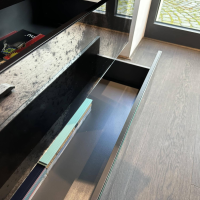 Piure - Schrank Nex Glamour Korpus Mattlack 43 Coal Fronten Spiegelglas 02 Luna - 4