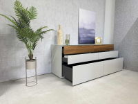 Hülsta - Wohnwand Now Vision C18 Lack Seidengrau Hochglanz Akzent Kernnussbaum Inklusive Couchtisch - 9