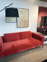 Raum.Freunde - Sofa Lenni Style Stoff Wildflower 9 Raspberry Pink Rot Füße Metall Schwarz - 9
