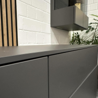 Loddenkemper - Wohnwand Minos 9806 Lack Schiefergrau Matt Absetzung Balkeneiche - 9