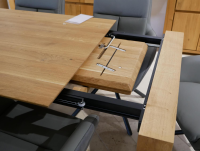 Natura - Esstisch Missoula Wildeiche Massiv Geölt Schweizer Kante mit Auszug - 3