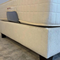 Treca Interiors - Polsterbett Kate Stoff Aristocrat 1650/070 Füße Holz Wengefarben Gebeizt Mit Elektrischer Verstellung - 6