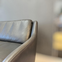 IP Design - Sofa Flow Lounge Leder Space Schiefer Gestell Metall Schwarz Matt - 4